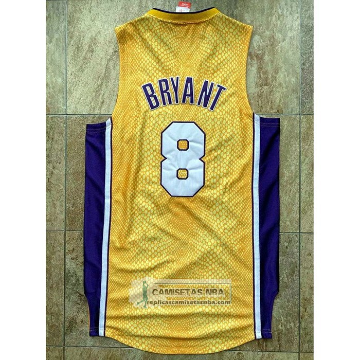 Camiseta Los Angeles Lakers Kobe Bryant Primera Mitchell & Ness Oro